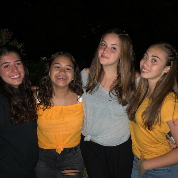 Meet your Posher, Sierra - Picture 2 of 6